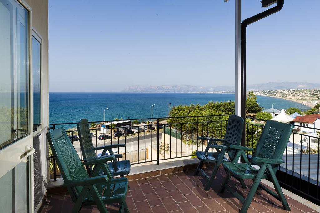 Appartamento Sul Mare กัสเตลลัมมาเร เดล โกลโฟ ภายนอก รูปภาพ